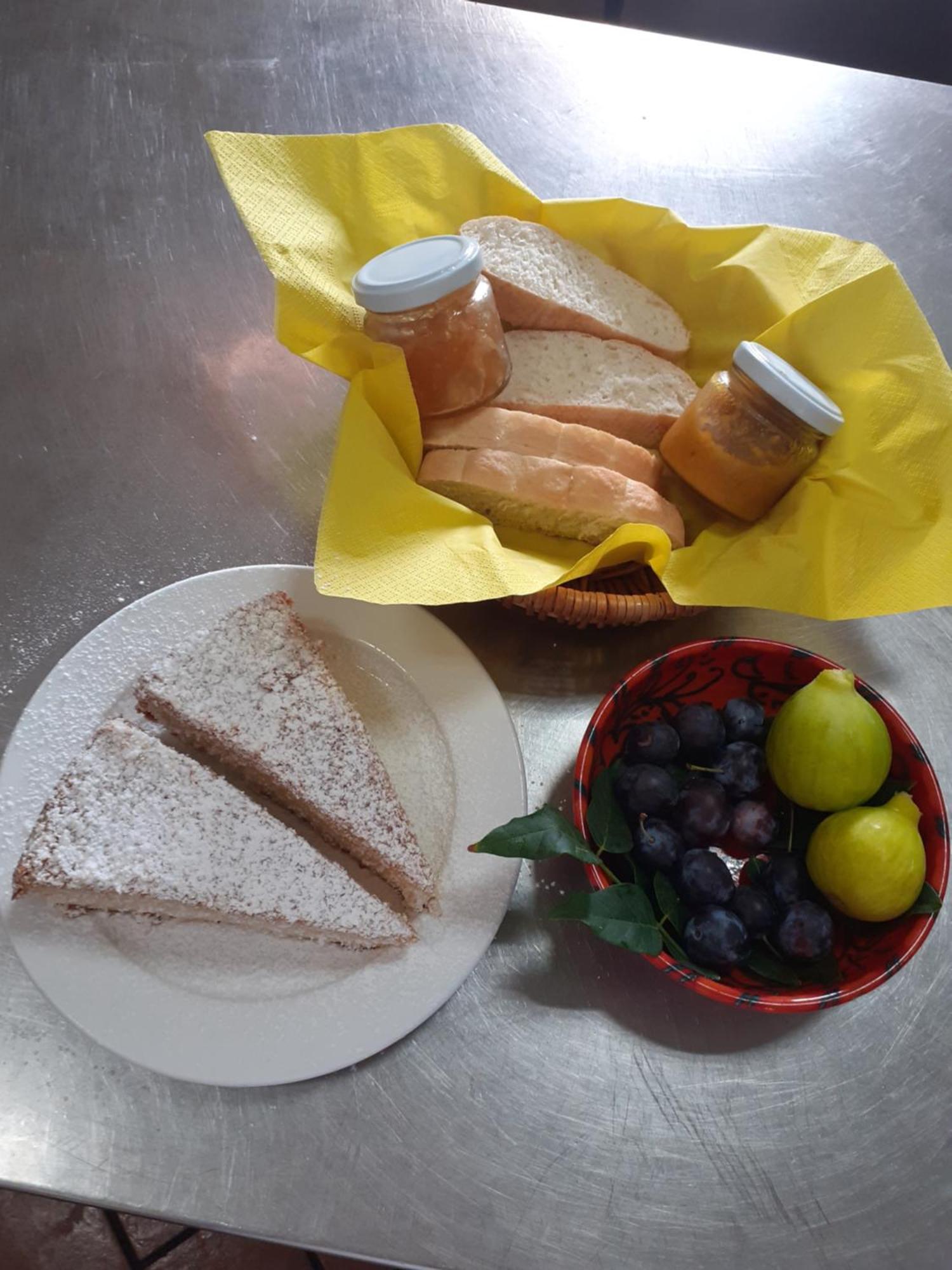Agriturismo U Zu Peppino 리파리 외부 사진