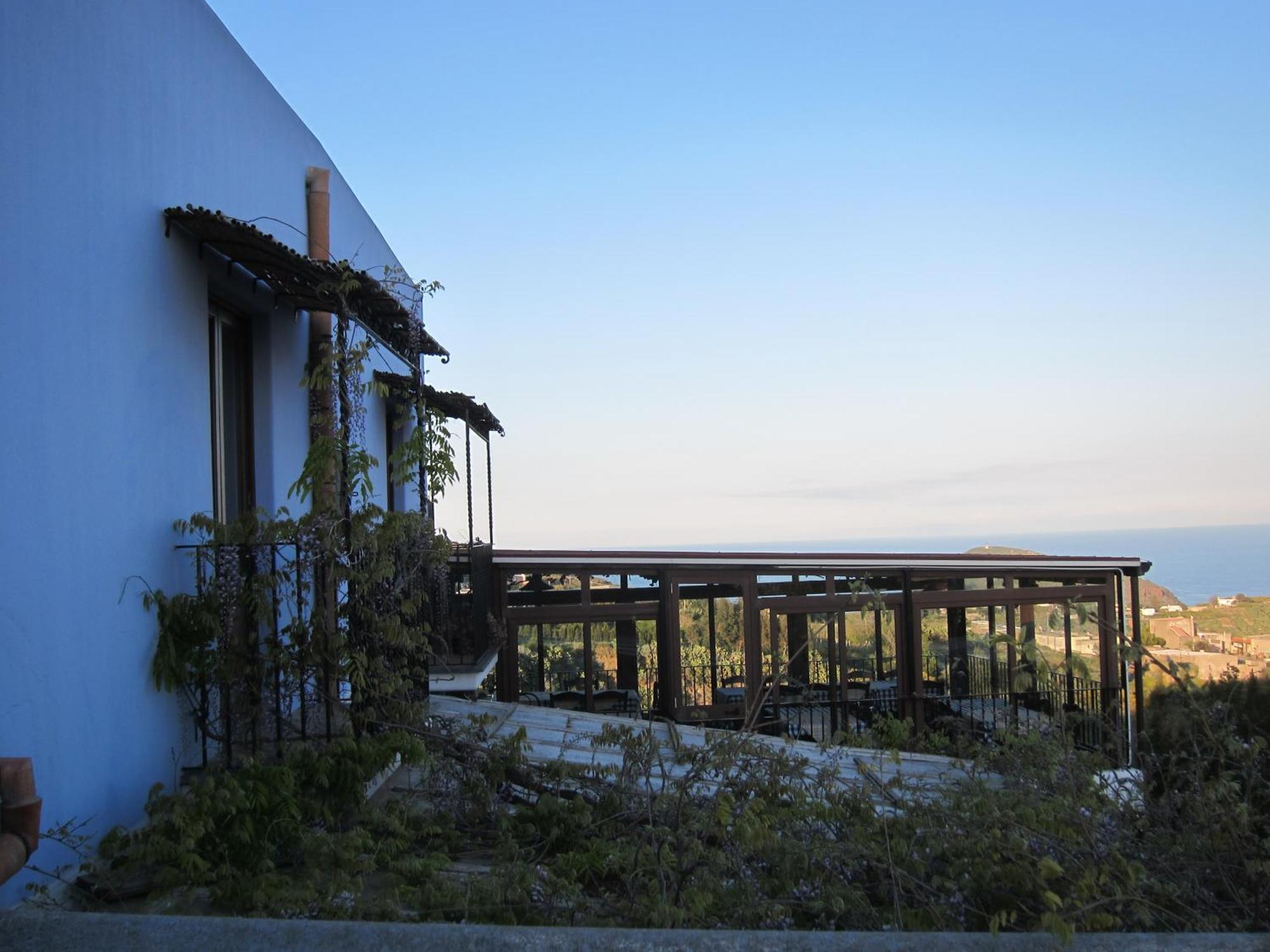 Agriturismo U Zu Peppino 리파리 외부 사진
